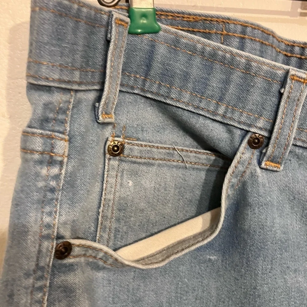 Levi’s 1999 34x 33 cotton blend denim jeans w decorative pockets